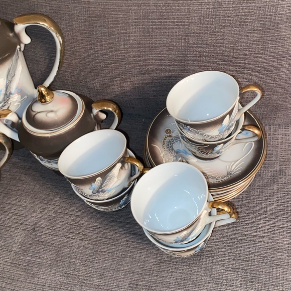 Vintage Japanese Moriage Dragonware 15pc Tea Set - Made in Japan﻿ - Picture 3 of 13